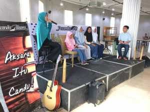 Penulis cilik SD/SMP Islam Al Akhyar pukau peserta MB 4 Pecandu Aksara