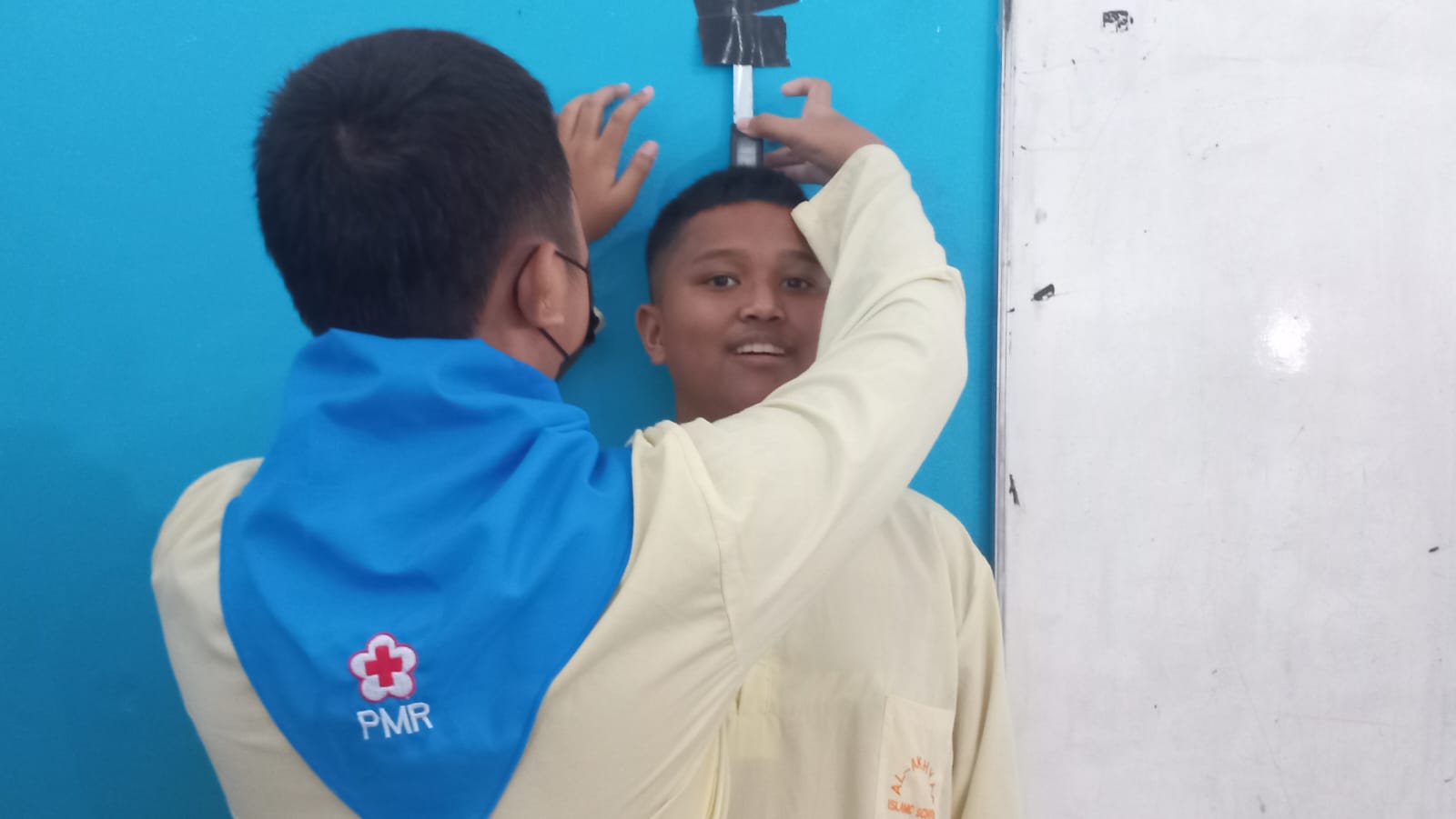 Sukseskan program Indonesia Sehat, Puskesmas Sudiang bekerja sama dengan SMP Islam AL AKHYAR adakan kegiatan UKS (Upaya Kesehatan Sekolah)