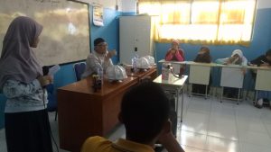 "OSIS SMP Islam AL AKHYAR MENGGELAR KEGIATAN LDK SEBAGAI PENANAMAN JIWA KEPEMIMPINAN SISWA"