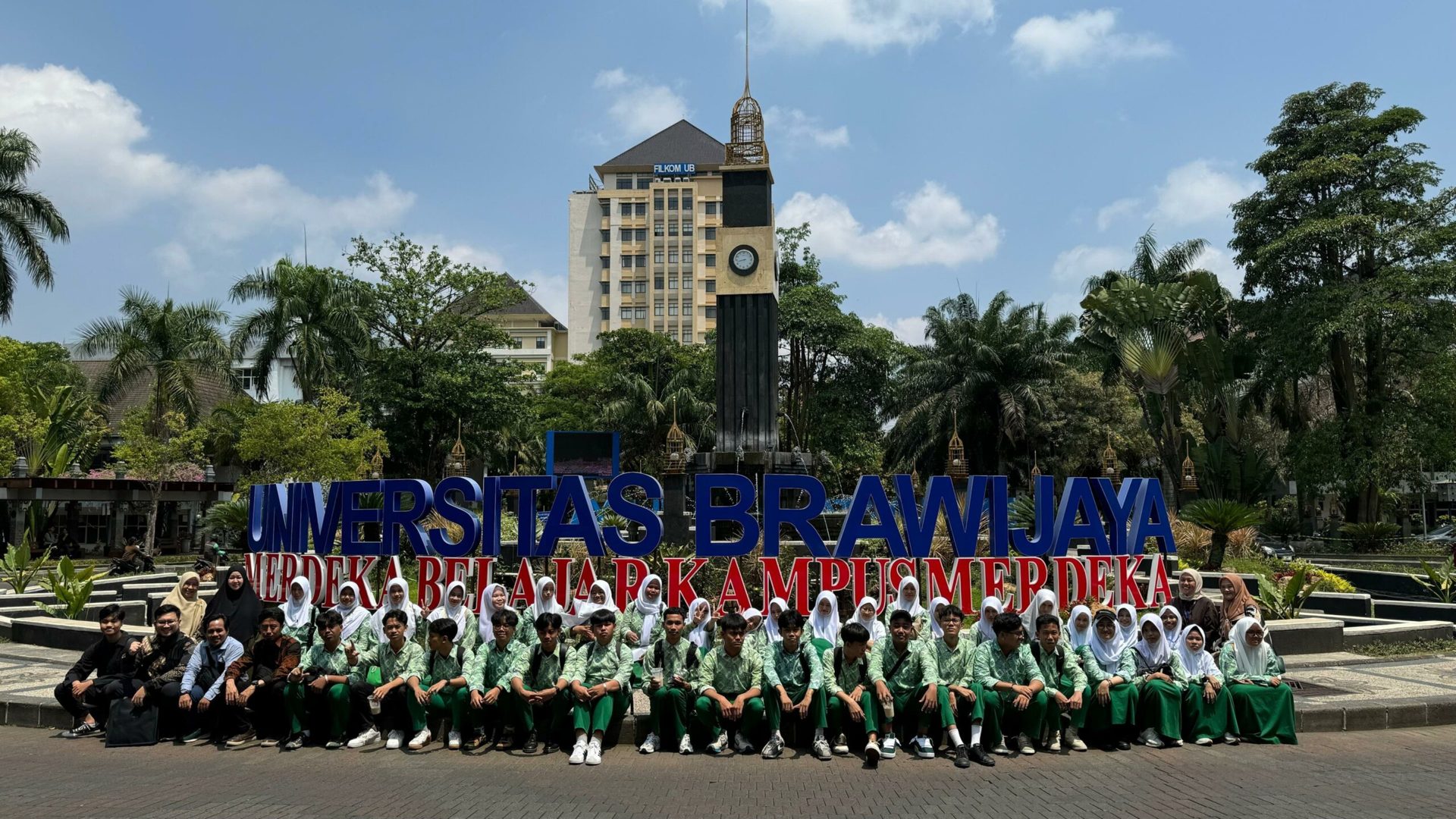 Studi Campus, Momentum Pengenalan Siswa SMA Al Akhyar Makassar tentang Dunia Perkuliahan