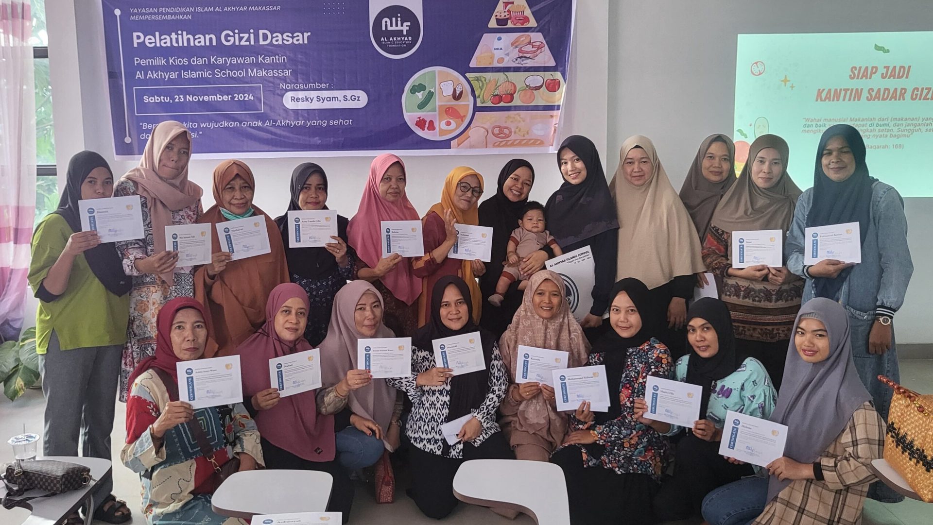 Pelatihan Gizi Dasar untuk Pemilik Kios dan Karyawan Kantin Sekolah Islam Al Akhyar Alhamdulillah Sukses Dilaksanakan!