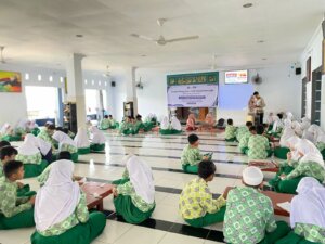 Berani Bersikap, Berani Peduli! Pelajar SMP Al Akhyar Suarakan Anti Bullying