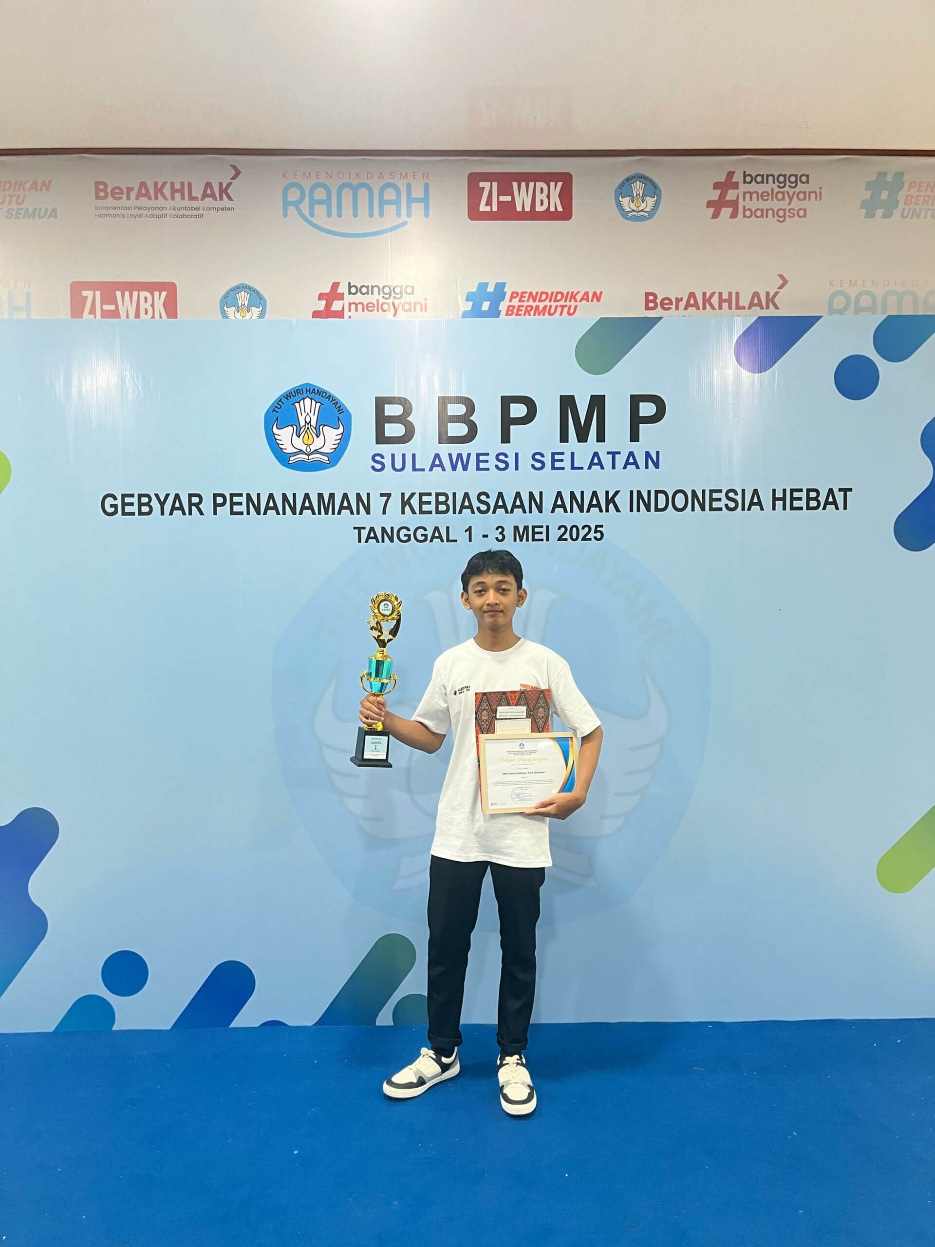 Siswa SMA Islam Al Akhyar Makassar Raih Juara 1 Cerita Praktik Baik “7 Kebiasaan Anak Indonesia Hebat” dan Mewakili Sulawesi Selatan ke Tingkat Nasional